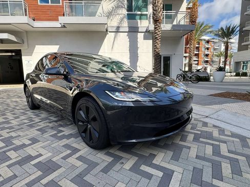 Used 2024 Tesla Model 3 Long Range RWD image 2