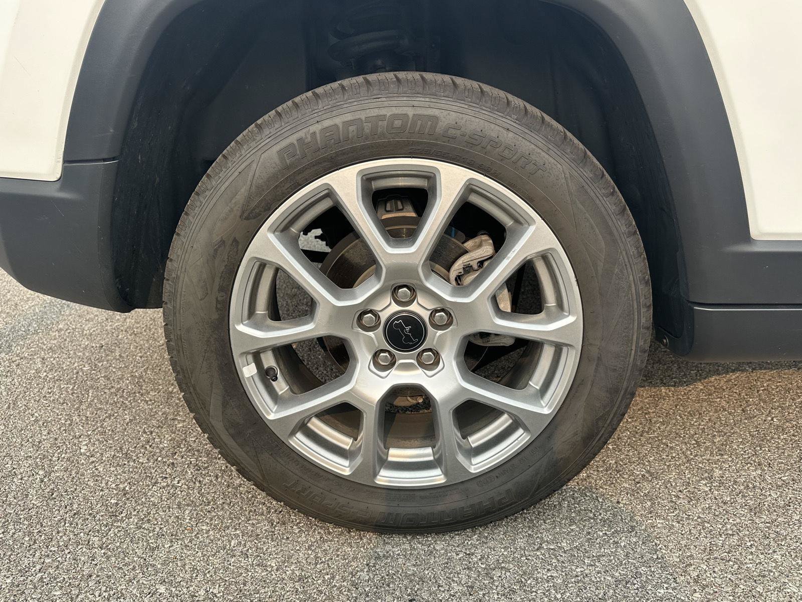 Used 2025 Jeep Compass Limited AWD/4WD image 15