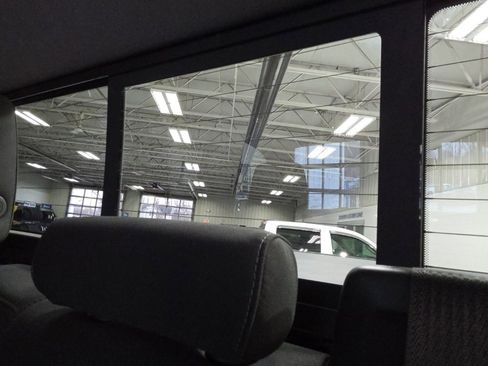 Used 2019 Chevrolet Silverado 1500 LT w/ All-Star Edition image 37