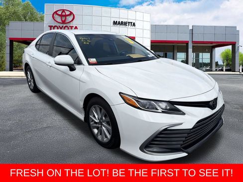 Certified 2023 Toyota Camry LE FWD image 1