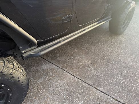 Used 2014 Jeep Wrangler Unlimited Rubicon image 16