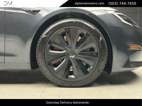 Used 2024 Tesla Model S Plaid image 36