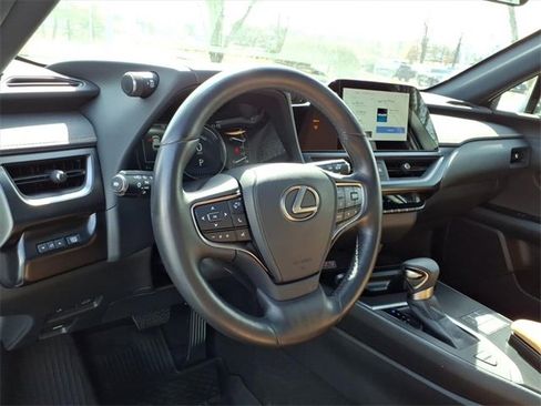 Used 2024 Lexus UX 250h 250h Premium image 26