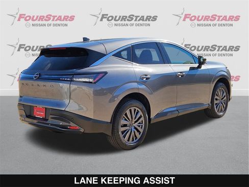 New 2026 Nissan Murano SL image 4