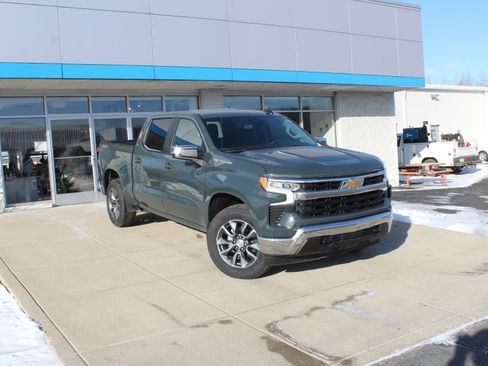 New 2026 Chevrolet Silverado 1500 LT image 2