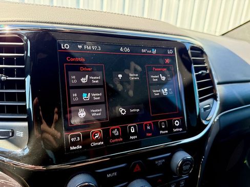 Used 2020 Jeep Grand Cherokee High Altitude AWD/4WD image 31
