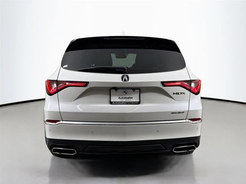 Used 2022 Acura MDX SH-AWD w/ Technology Package image 7
