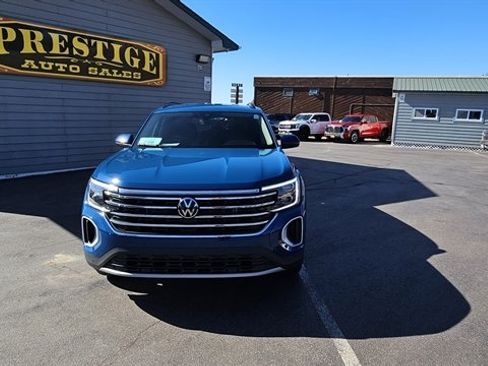 Used 2026 Volkswagen Atlas SE AWD/4WD image 3