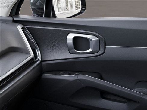 Used 2025 Kia Sorento EX image 25