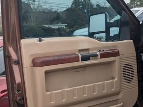 Used 2011 Ford F350 King Ranch w/ King Ranch w/Chrome Pkg image 6