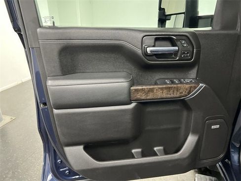 Certified 2020 GMC Sierra 1500 Denali w/ Denali Ultimate Package image 23