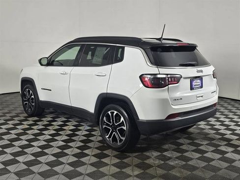 Used 2024 Jeep Compass Limited image 7