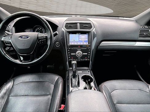 Used 2018 Ford Explorer Sport AWD/4WD image 13