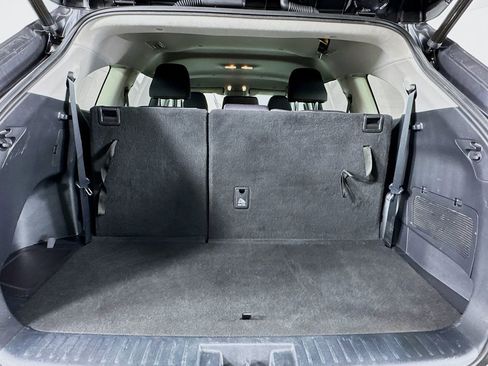 Used 2023 Toyota Highlander LE image 26