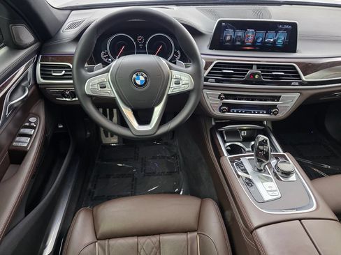 Used 2016 BMW 740i RWD image 13