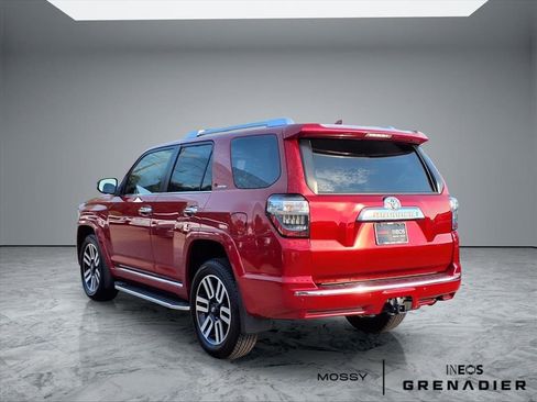 Used 2022 Toyota 4Runner Limited image 8