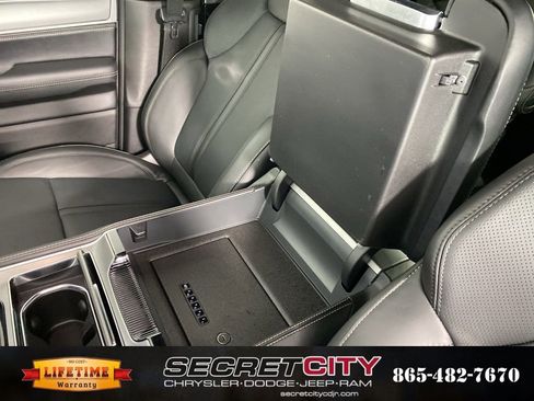 New 2026 Jeep Grand Wagoneer 4WD image 27