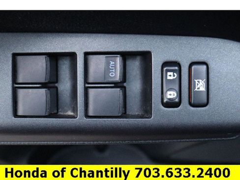 Used 2018 Toyota RAV4 LE image 20