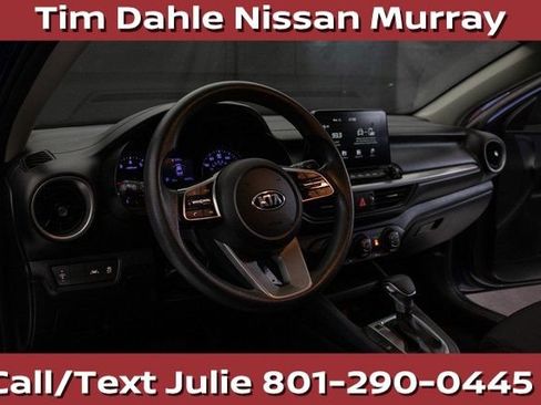 Used 2020 Kia Forte LXS FWD image 24