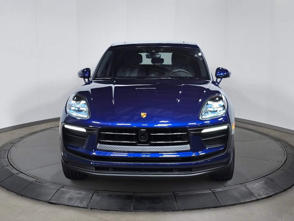 Certified 2026 Porsche Macan AWD/4WD image 10