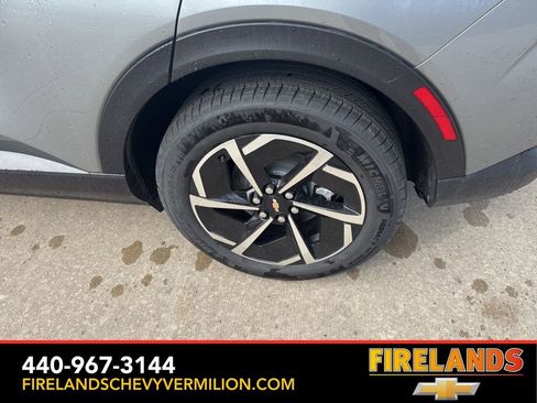 New 2026 Chevrolet Equinox EV LT image 56