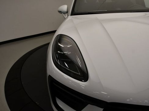 Certified 2026 Porsche Macan Turbo AWD/4WD image 14