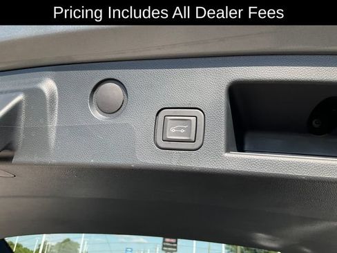 Used 2026 Chevrolet Equinox ACTIV w/ Convenience Package III AWD/4WD image 18