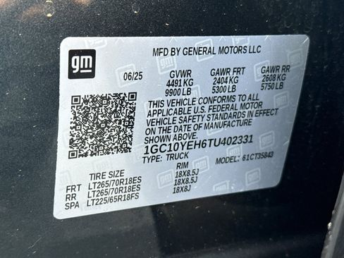 Used 2026 Chevrolet Silverado EV LT AWD/4WD image 38
