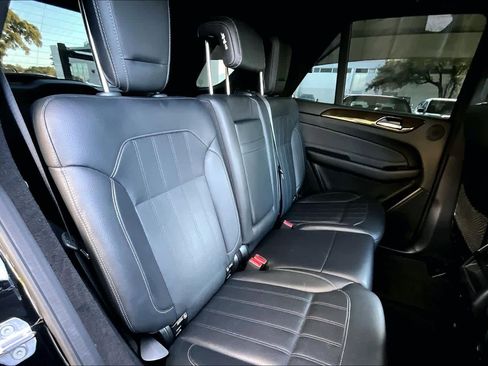 Used 2019 Mercedes-Benz GLE 400 GLE 400 image 19