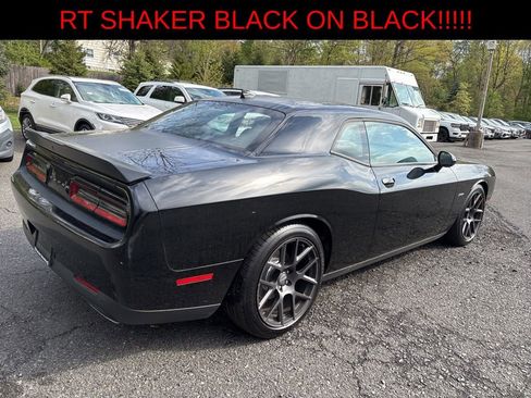 Used 2016 Dodge Challenger R/T image 8