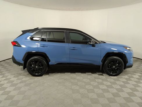 Used 2024 Toyota RAV4 XSE AWD/4WD image 2