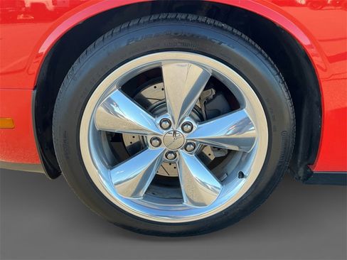 Used 2013 Dodge Challenger R/T image 14