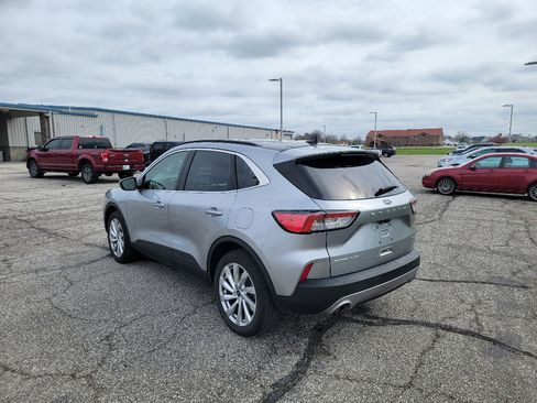 Used 2022 Ford Escape Titanium w/ Titanium Elite Package image 6
