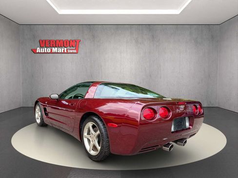 Used 2003 Chevrolet Corvette Coupe w/ Preferred Equipment Group RWD image 5