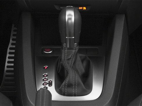 Used 2014 Volkswagen Jetta GLI FWD image 10