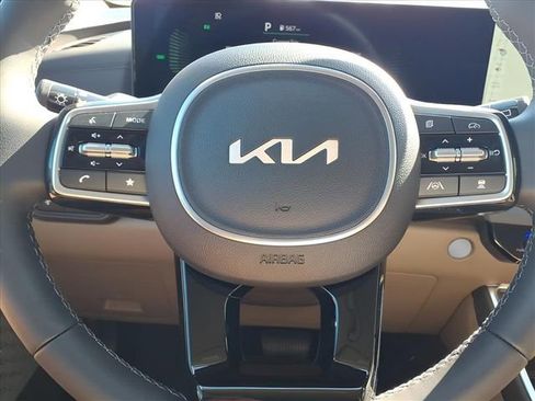 New 2026 Kia Carnival EX image 15