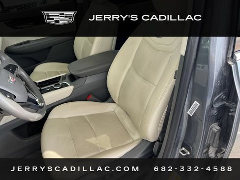 Used 2022 Cadillac XT6 Premium Luxury FWD image 10