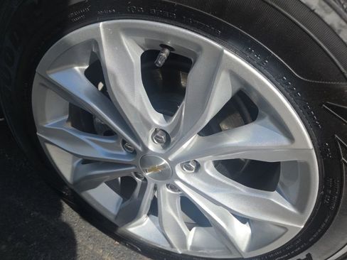 Used 2025 Chevrolet Malibu LT FWD image 10