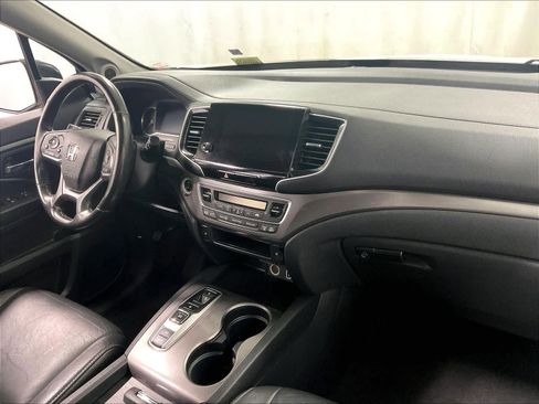 Used 2021 Honda Pilot Black Edition image 14