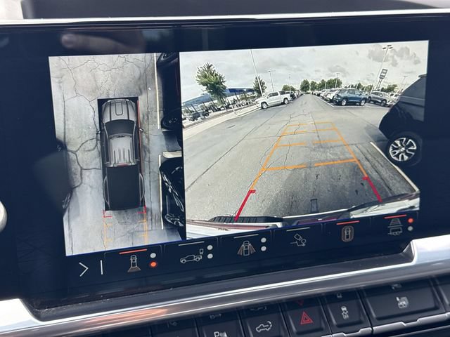 Used 2025 GMC Sierra 3500 SLT w/ SLT Convenience Package AWD/4WD image 19