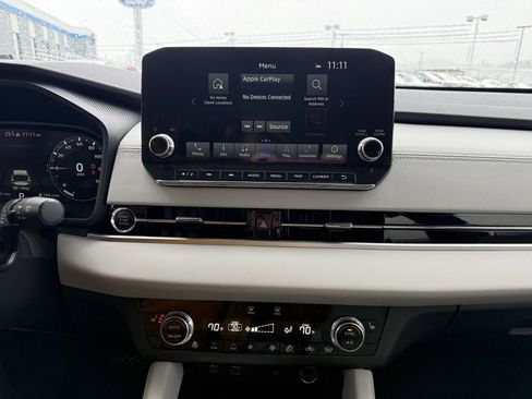 Used 2024 Mitsubishi Outlander SEL image 15