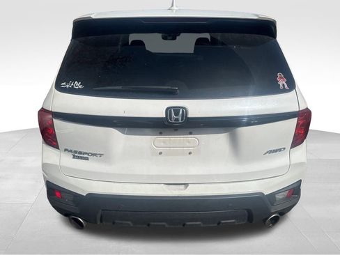 Used 2024 Honda Passport EX-L image 5