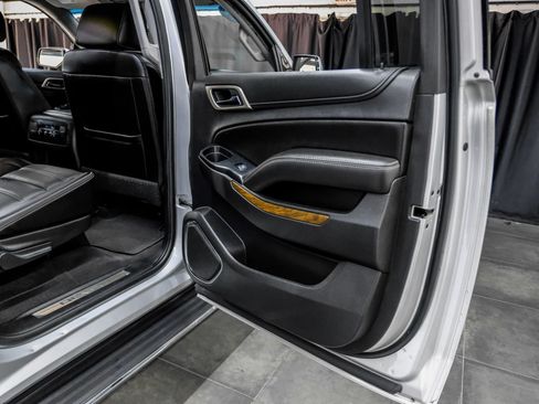 Used 2020 GMC Yukon XL Denali RWD image 53