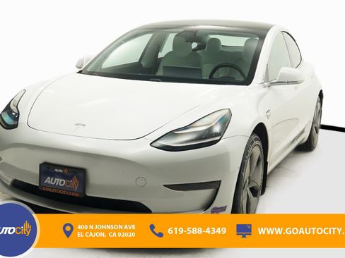 Used 2019 Tesla Model 3 Standard Range image 1