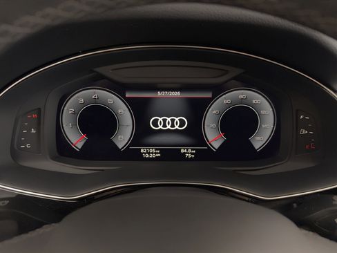 Used 2021 Audi Q8 Premium Plus AWD/4WD image 26