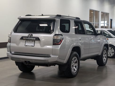 Used 2015 Toyota 4Runner Trail Premium AWD/4WD image 3