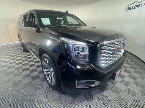 Used 2018 GMC Yukon XL Denali w/ Denali Ultimate Package image 10
