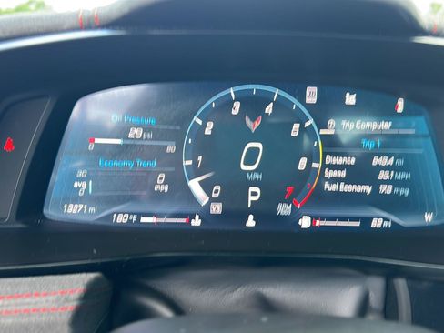 Used 2023 Chevrolet Corvette Stingray Premium Cpe w/ Z51 Performance Package RWD image 19