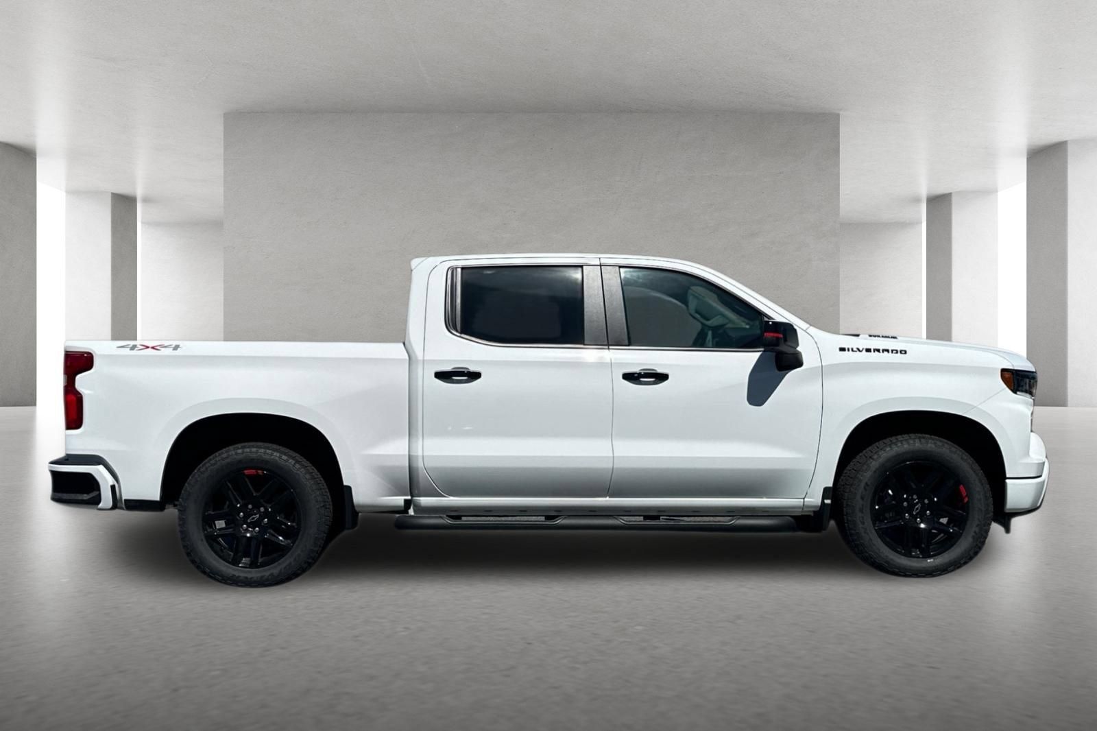 New 2026 Chevrolet Silverado 1500 RST w/ Redline Edition AWD/4WD image 3