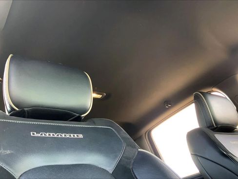 Used 2021 RAM 1500 Laramie w/ Sport Appearance Package image 13